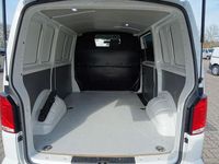 Gebraucht VW Transporter 150 PS (110 kW) 2021 Weiß Van