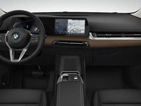 Gebraucht BMW 220 Active Tourer Luxury Line 170 PS (125 kW) 2025 Weiß Van / Kleinbus