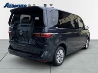 Gebraucht VW Multivan Life 150 PS (110 kW) 2024 Blau Van
