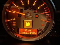 Gebraucht Mini Cooper 98 PS (72 kW) 2010 Weiß Kleinwagen