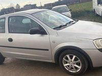 Second-hand Opel Corsa Comfort 58 CP (42 kW) 2001 Gri Hatchback