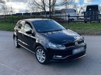 Gebraucht VW Polo Comfortline 60 PS (44 kW) 2015 Schwarz Kleinwagen