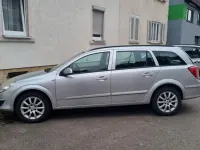 Gebraucht Opel Astra 116 PS (85 kW) 2008 Grau Kombi