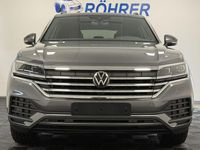 Neu VW Touareg 231 PS (169 kW) 2025 Siliziumgrau metallic SUV