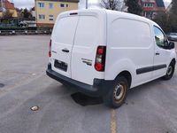 Gebraucht Peugeot Partner Avantage 75 PS (55 kW) 2017 Weiß Van / Kleinbus