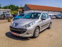 Gebraucht Peugeot 206 60 PS (44 kW) 2010 Silber Limousine