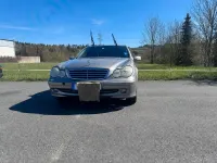 Gebraucht Mercedes C180 143 PS (105 kW) 2003 Gold Kombi