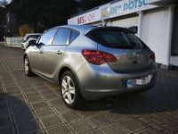Gebraucht Opel Astra Design Edition 140 PS (102 kW) 2011 Grau Kleinwagen