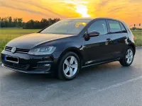 Gebraucht VW Golf VII 105 PS (77 kW) 2013 Schwarz Limousine