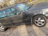 Gebraucht Volvo V70 140 PS (102 kW) 1999 Schwarz Kombi