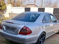 Gebraucht Mercedes E220 150 PS (110 kW) 2003 Grün Limousine