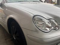 Gebraucht Mercedes 200 122 PS (89 kW) 2006 Silber Limousine