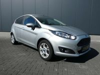Gebraucht Ford Fiesta SYNC Edition 80 PS (58 kW) 2014 Silber metallic Kleinwagen