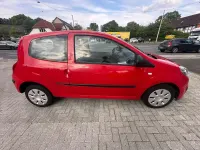 Gebraucht Renault Twingo 76 PS (55 kW) 2009 Rot Kleinwagen