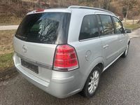 Gebraucht Opel Zafira Edition 140 PS (102 kW) 2005 Silber Van / Kleinbus
