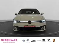 Gebraucht VW Golf VIII Style 150 PS (110 kW) 2024 Weiss Limousine