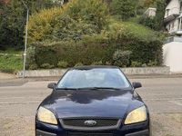 Gebraucht Ford Focus Trend 101 PS (74 kW) 2006 Blau Kleinwagen