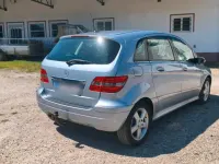 Gebraucht Mercedes B200 143 PS (105 kW) 2005 Silber Van / Kleinbus