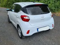Gebraucht Hyundai i10 Trend 84 PS (61 kW) 2021 Weiß Kleinwagen