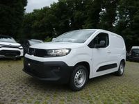Używany Opel Combo Edition 102 KM (75 kW) 2024 Biały Minivan