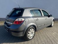 Gebraucht Opel Astra 105 PS (77 kW) 2006 Grau Limousine
