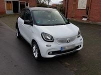 Gebraucht Smart ForFour Passion 90 PS (66 kW) 2016 Weiß Kleinwagen