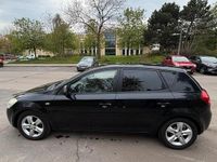 Używany Kia Ceed 140 KM (102 kW) 2008 Czarny Hatchback
