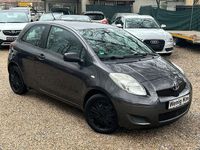 Gebraucht Toyota Yaris Cool 69 PS (50 kW) 2010 Grau Kleinwagen