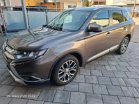 Gebraucht Mitsubishi Outlander 150 PS (110 kW) 2016 Braun SUV