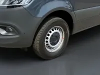 Gebraucht Mercedes Sprinter 170 PS (125 kW) 2024 Grau Van