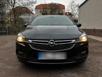 Gebraucht Opel Astra Sport 105 PS (77 kW) 2017 Schwarz Limousine