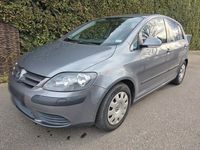 Second-hand VW Golf V 75 CP (55 kW) 2007 Gri Berlinǎ