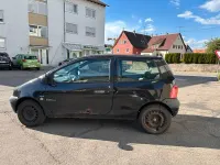 Używany Renault Twingo 2004 Czarny Hatchback