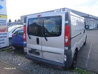 Second-hand Opel Vivaro 2015 Argintiu Monovolum