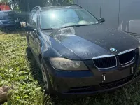 Gebraucht BMW 320 163 PS (119 kW) 2005 Schwarz Kombi