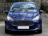 Gebraucht Ford Fiesta Trend 101 PS (74 kW) 2014 Blau Kleinwagen
