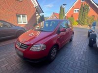 Gebraucht VW Fox 54 PS (39 kW) 2009 Rot Kleinwagen