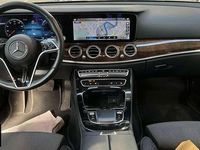 Gebraucht Mercedes E300 306 PS (225 kW) 2020 Schwarz/baltic black Kombi
