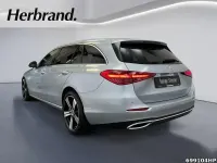 Gebraucht Mercedes C300 Avantgarde 258 PS (189 kW) 2023 Metalliclack hightechsilber Kombi