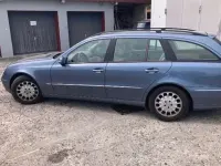 Gebraucht Mercedes E220 150 PS (110 kW) 2004 Blau Kombi