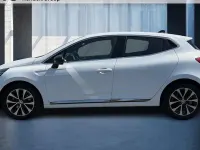 Gebraucht Renault Clio V Techno 140 PS (102 kW) 2023 Weiß Limousine
