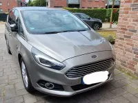 Gebraucht Ford S-MAX Titanium 179 PS (131 kW) 2018 Grau Van / Kleinbus