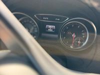 Gebraucht Mercedes A180 122 PS (89 kW) 2016 Weiß Limousine