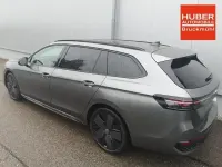 Neu VW Passat R-line 220 PS (161 kW) 2025 Diabasgrau metallic Kombi