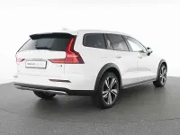 Gebraucht Volvo V60 CC 145 PS (106 kW) 2024 Kombi