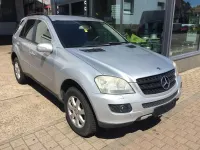 Gebraucht Mercedes ML320 224 PS (164 kW) 2007 Silber SUV