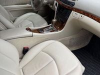 Gebraucht Mercedes E350 Elegance 272 PS (200 kW) 2005 Blau Limousine