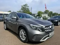 Gebraucht Mercedes GLA180 Style 122 PS (89 kW) 2017 Grau SUV