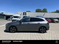 Gebraucht Mercedes B220 Progressive 190 PS (139 kW) 2025 lack mountaingrau Kleinwagen