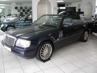 Gebraucht Mercedes E220 Edition 150 PS (110 kW) 1997 Blau Cabrio